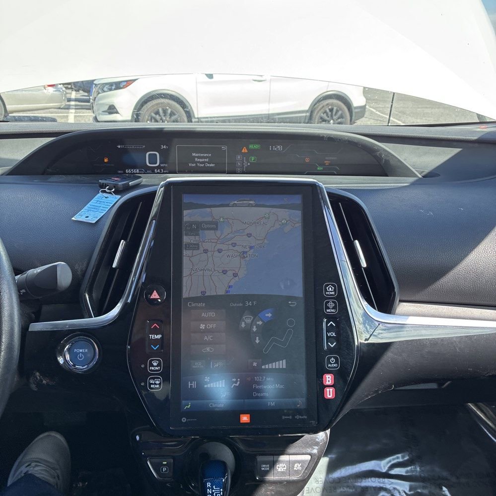 Used 2018 Toyota Prius Prime Advanced image 8