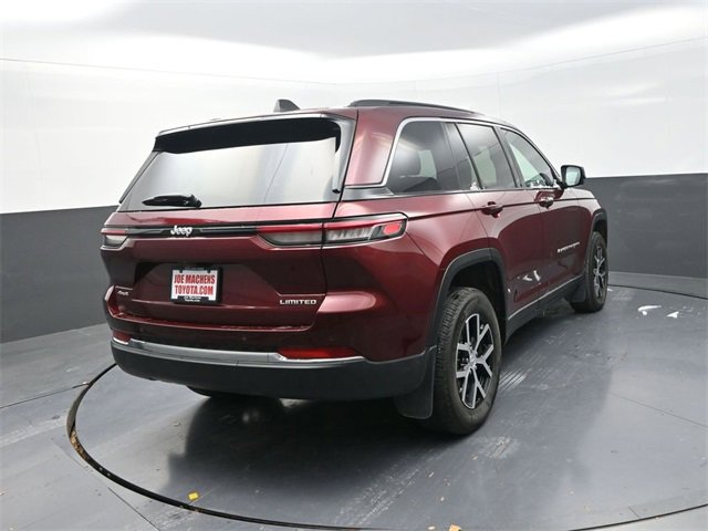 Used 2025 Jeep Grand Cherokee Limited w/ MOPAR Finishing Package image 7