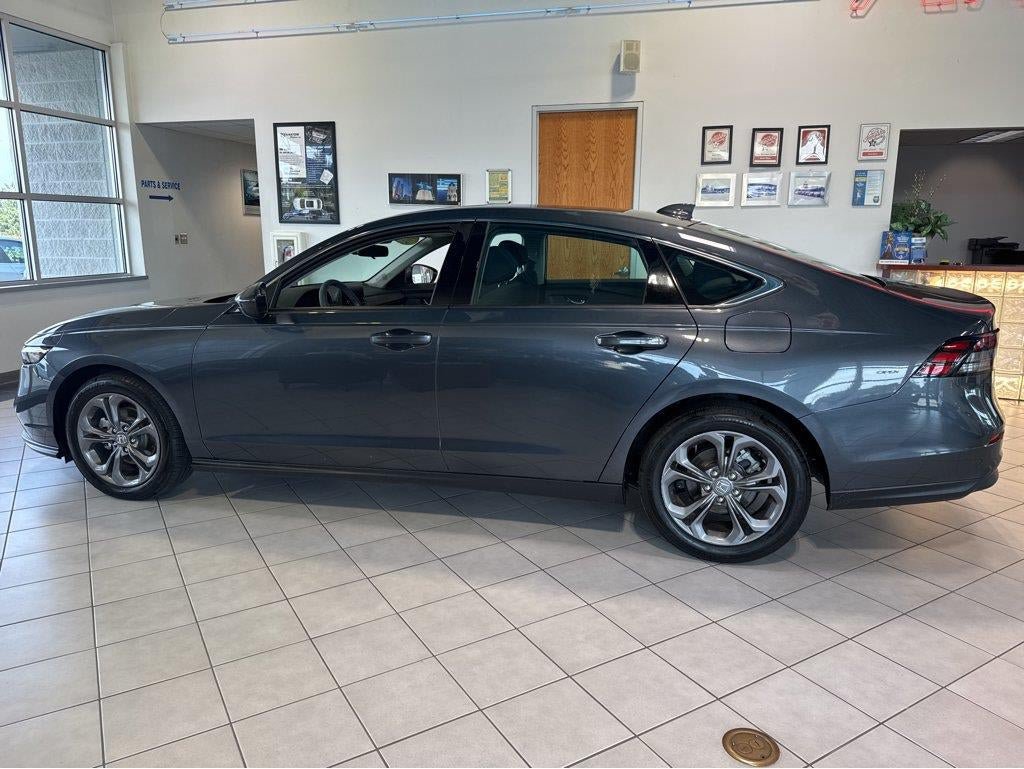 Used 2024 Honda Accord EX image 10