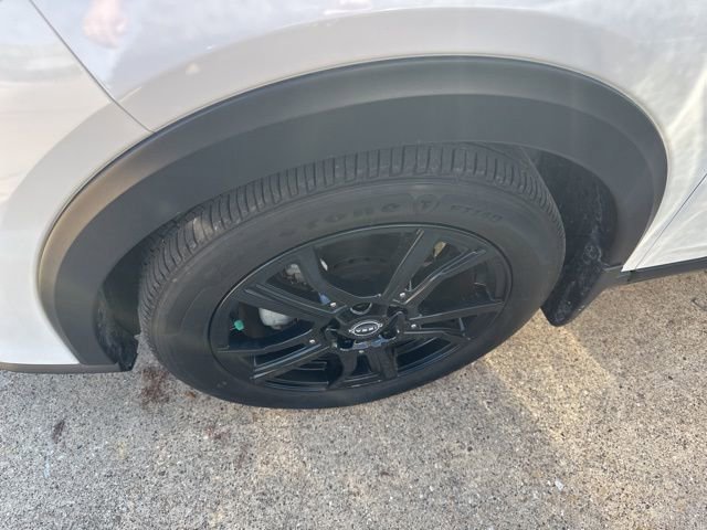 Used 2023 Nissan Kicks SR w/ SR Premium Package image 7