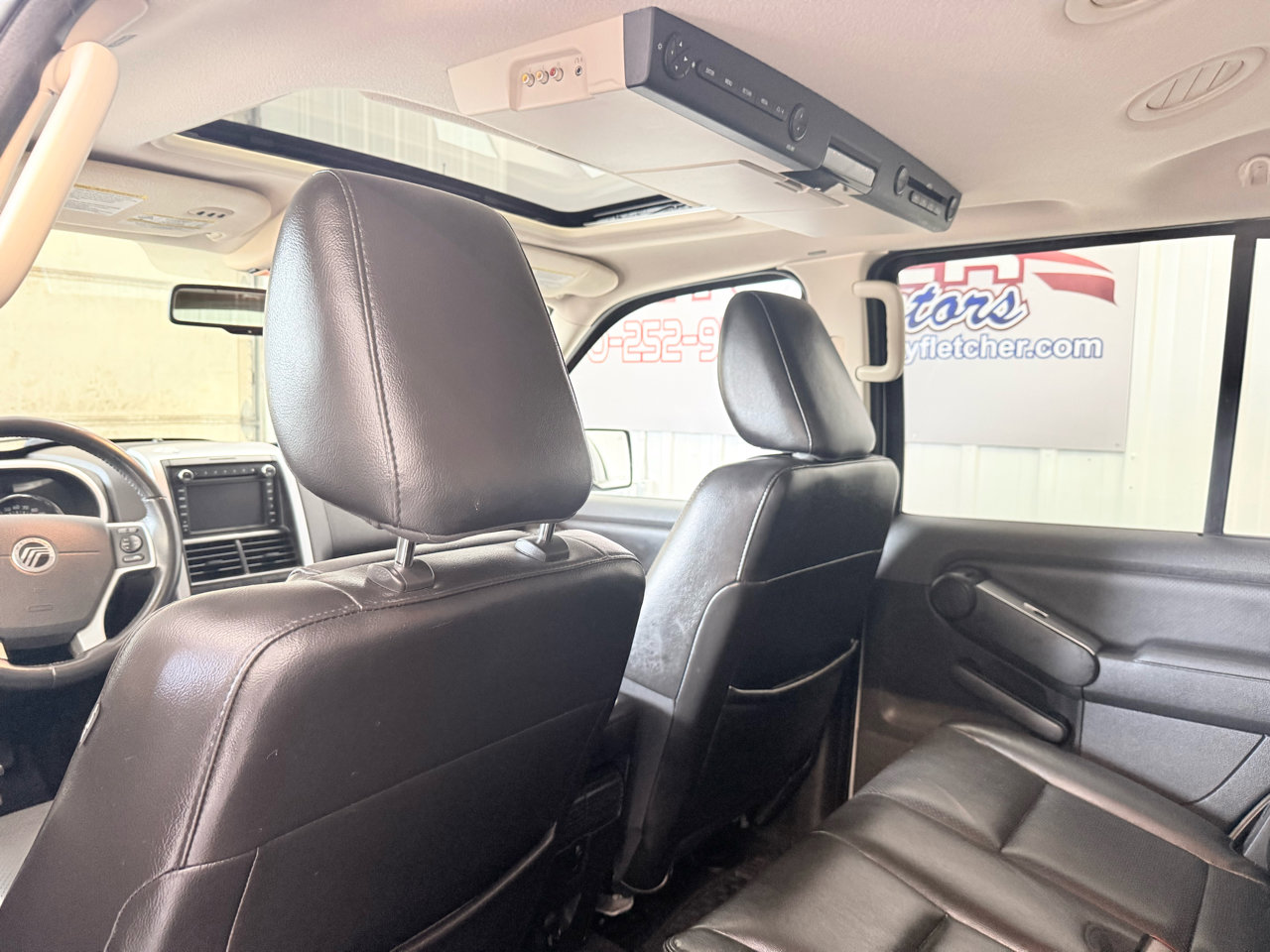 Used 2010 Mercury Mountaineer Premier image 52