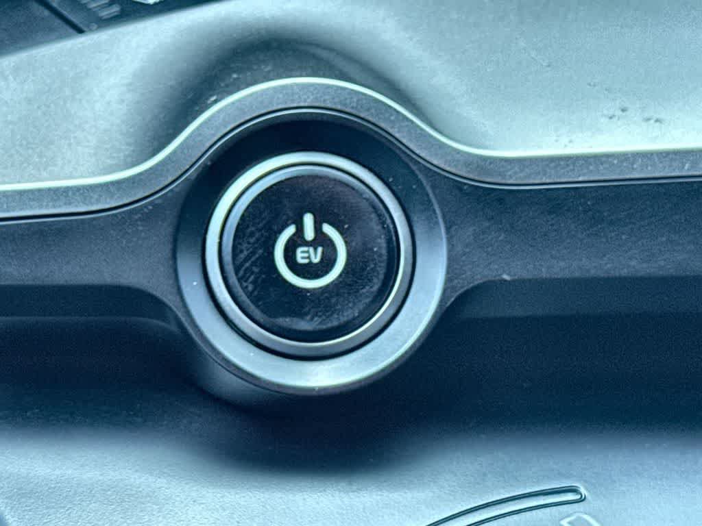 Certified 2025 Kia EV6 Light RWD image 16