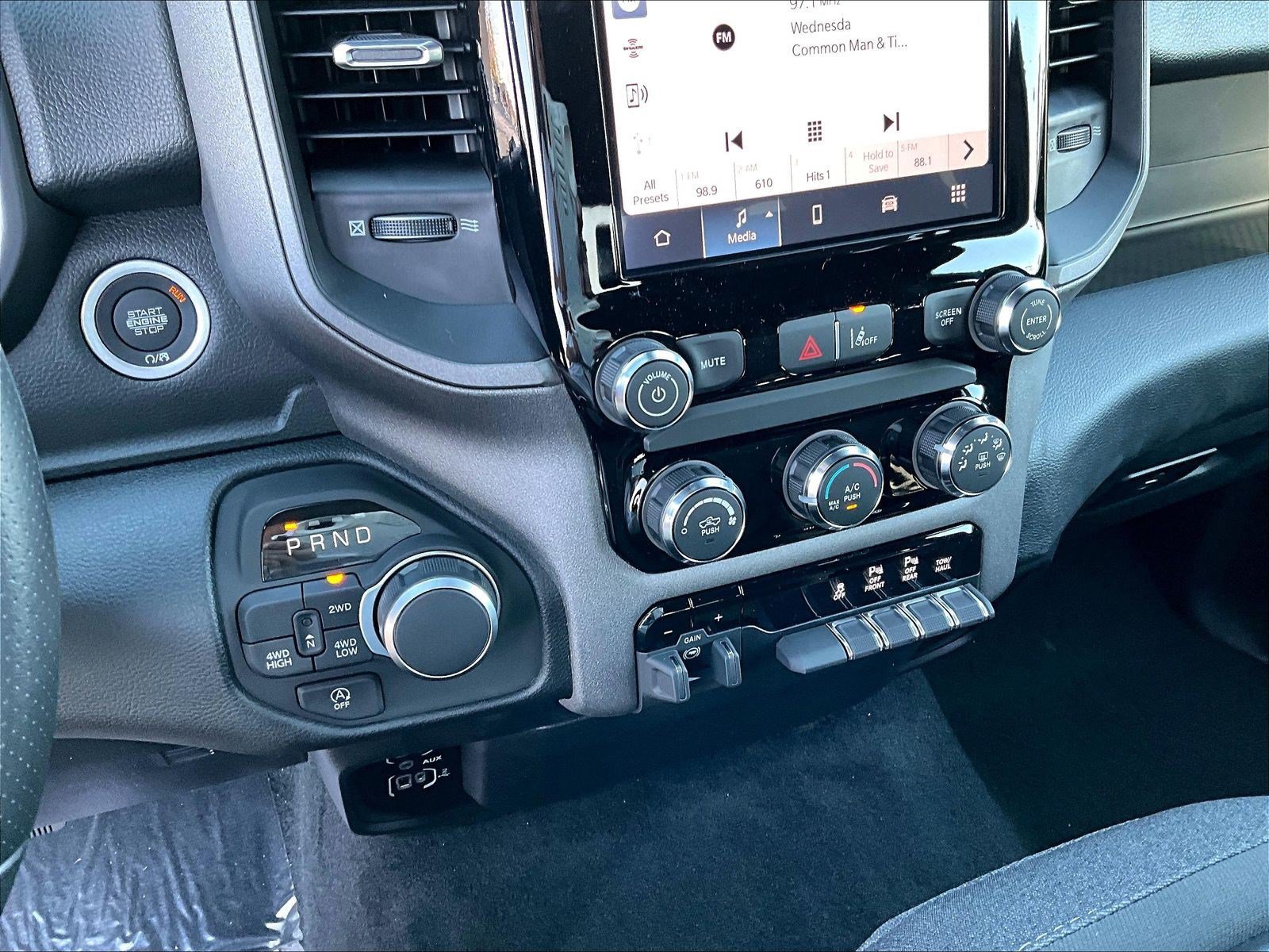 New 2027 RAM 1500 Express AWD/4WD image 25