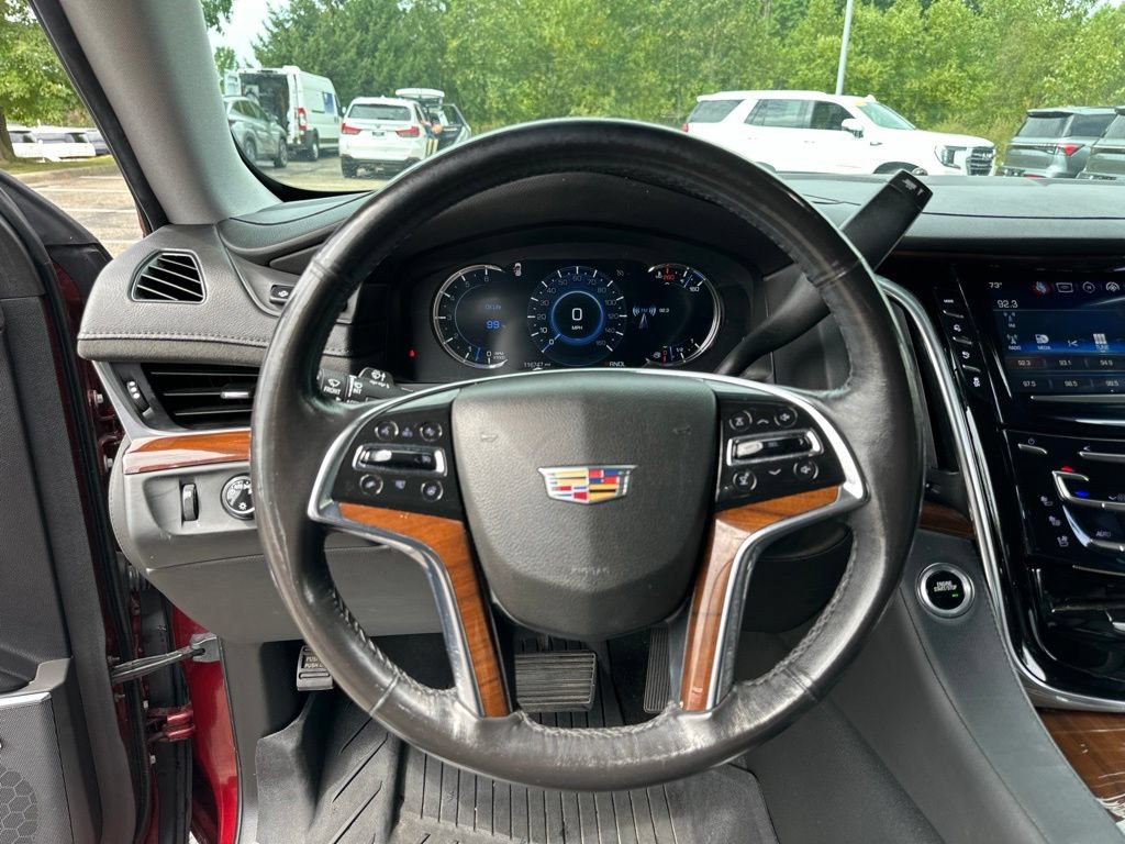 Used 2020 Cadillac Escalade Luxury AWD/4WD image 53