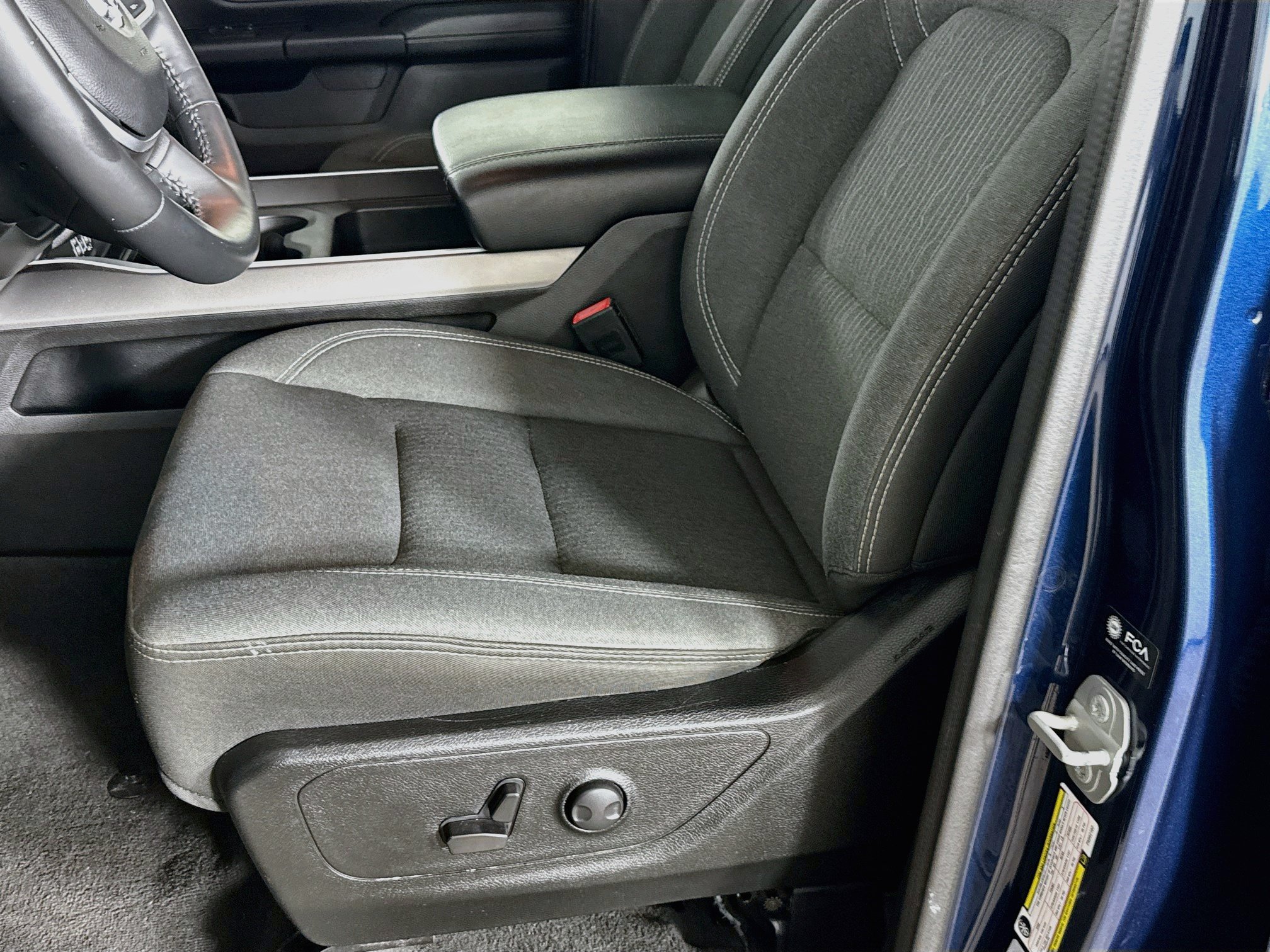 Used 2023 RAM 1500 Big Horn AWD/4WD image 22