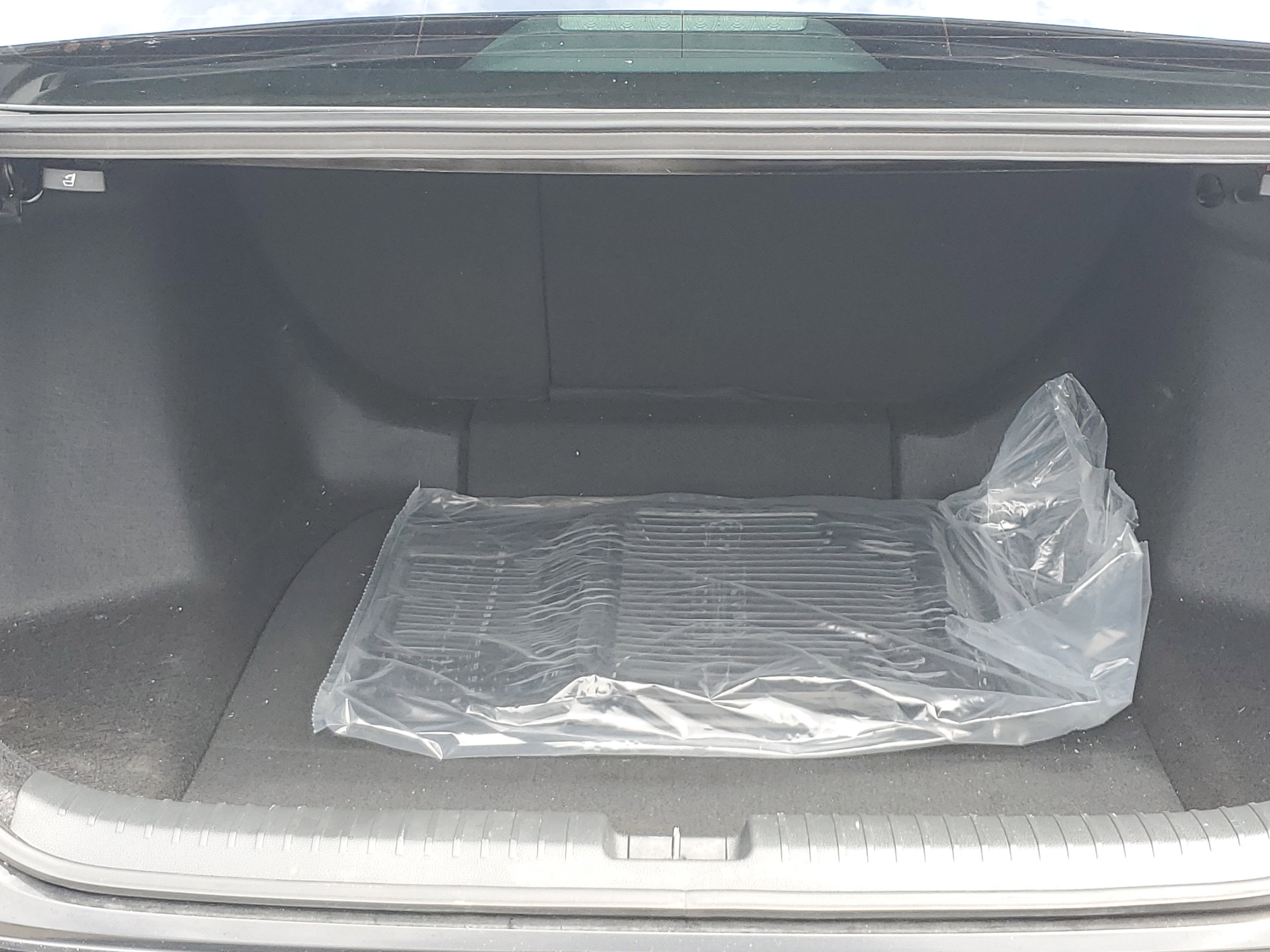 Used 2024 Honda Accord Touring image 14