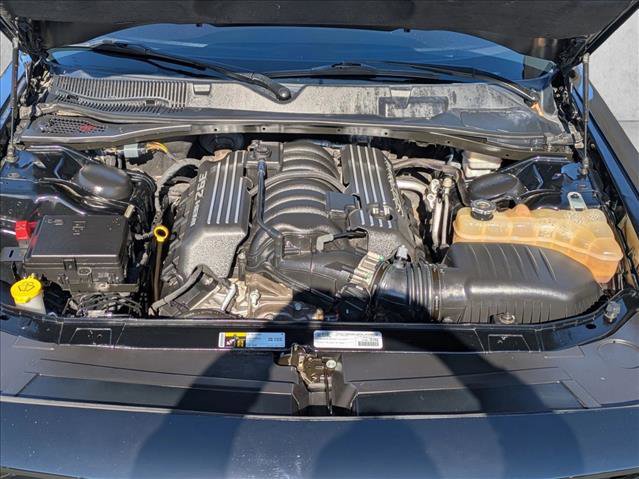 Used 2015 Dodge Challenger SRT RWD image 23