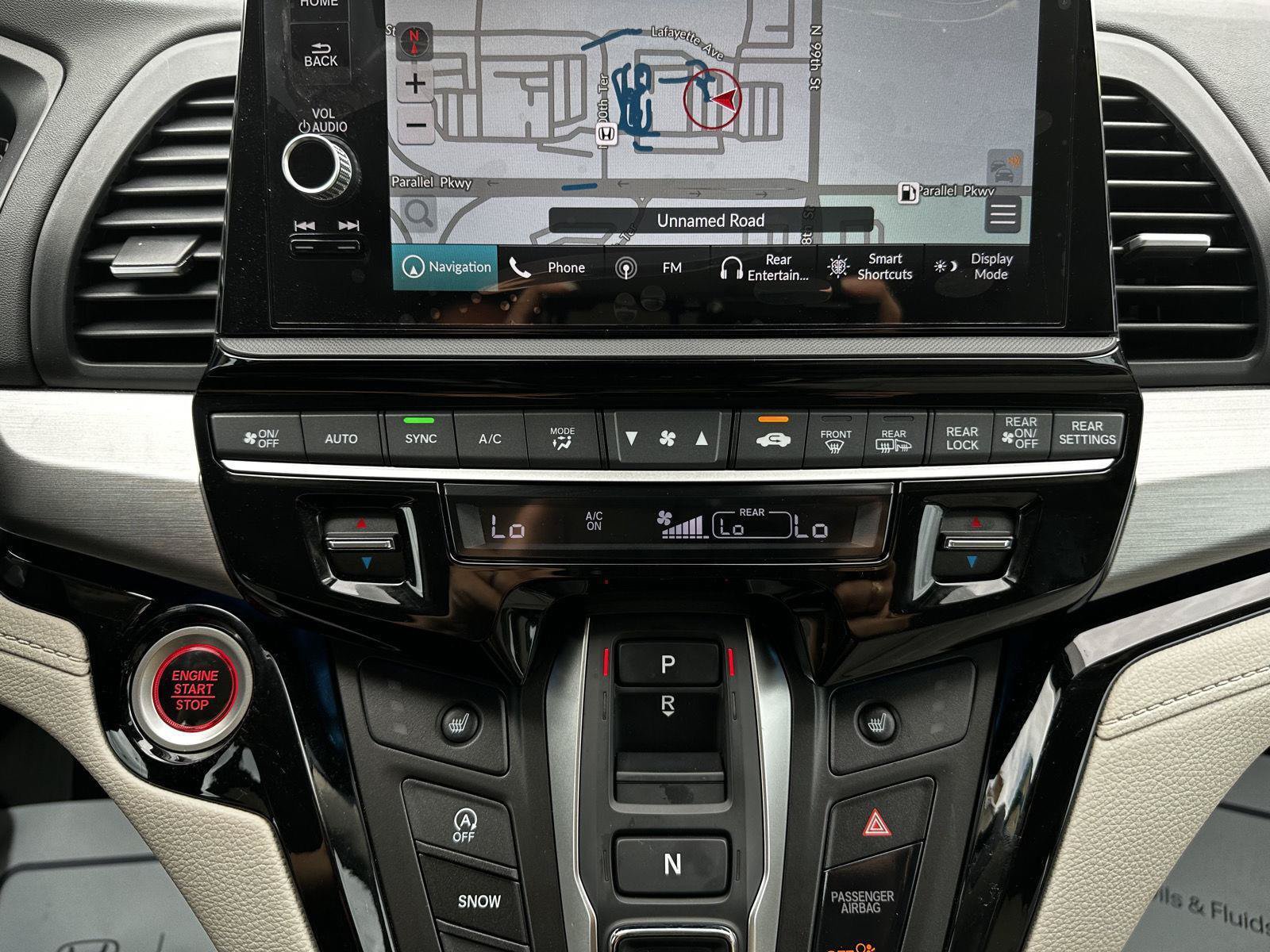 Certified 2026 Honda Odyssey Touring image 17