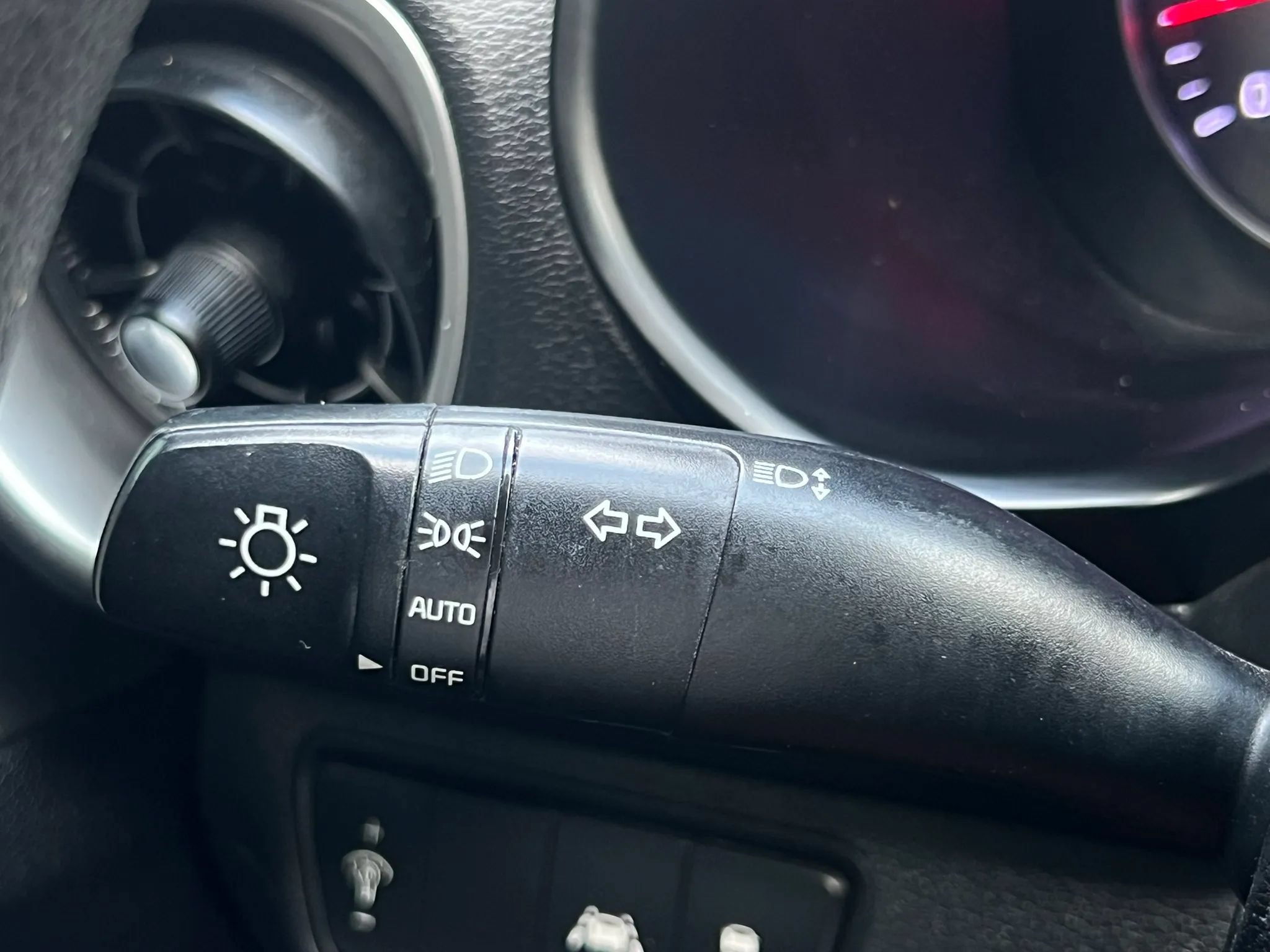 Used 2019 Kia Forte Sedan FWD image 47