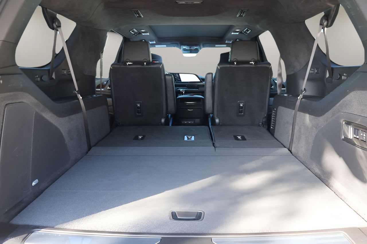 Certified 2024 Cadillac Escalade ESV Sport Platinum w/ LPO, ONYX Package AWD/4WD image 22