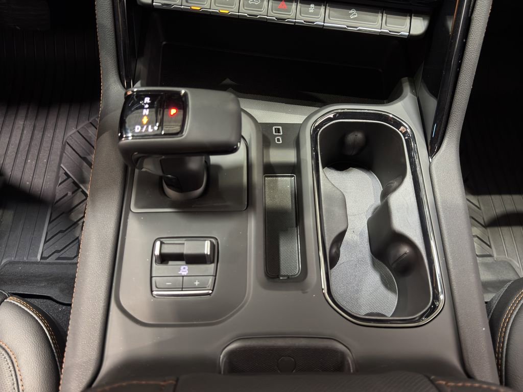 New 2026 GMC Sierra 1500 AT4 w/ AT4 Preferred Package image 36
