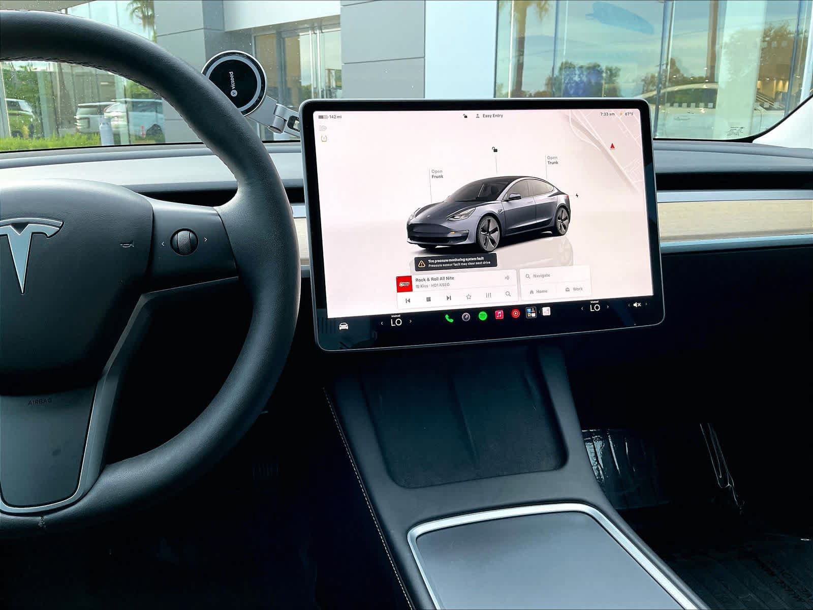 Used 2023 Tesla Model 3 Standard Range RWD image 8
