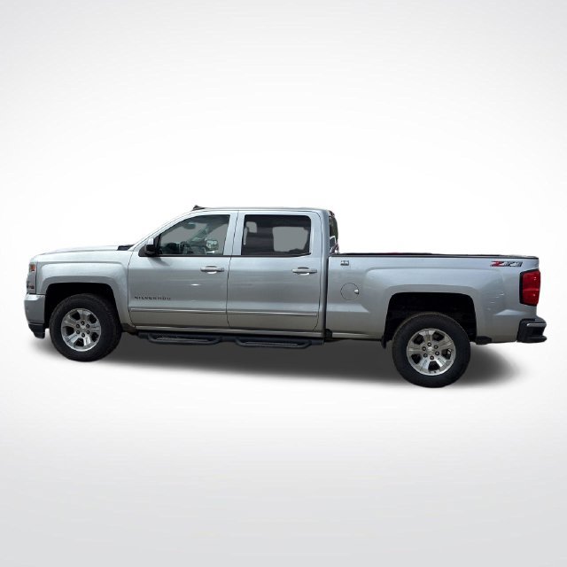 Used 2018 Chevrolet Silverado 1500 LT w/ All Star Edition AWD/4WD image 2