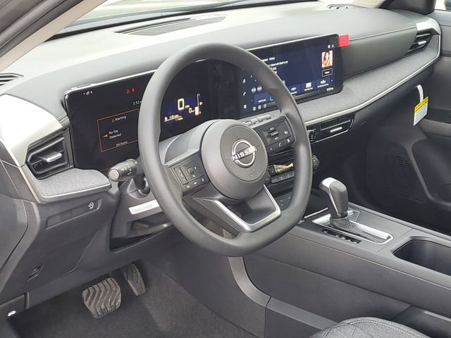 New 2026 Nissan Kicks SV w/ Cold Weather Package FWD image 6