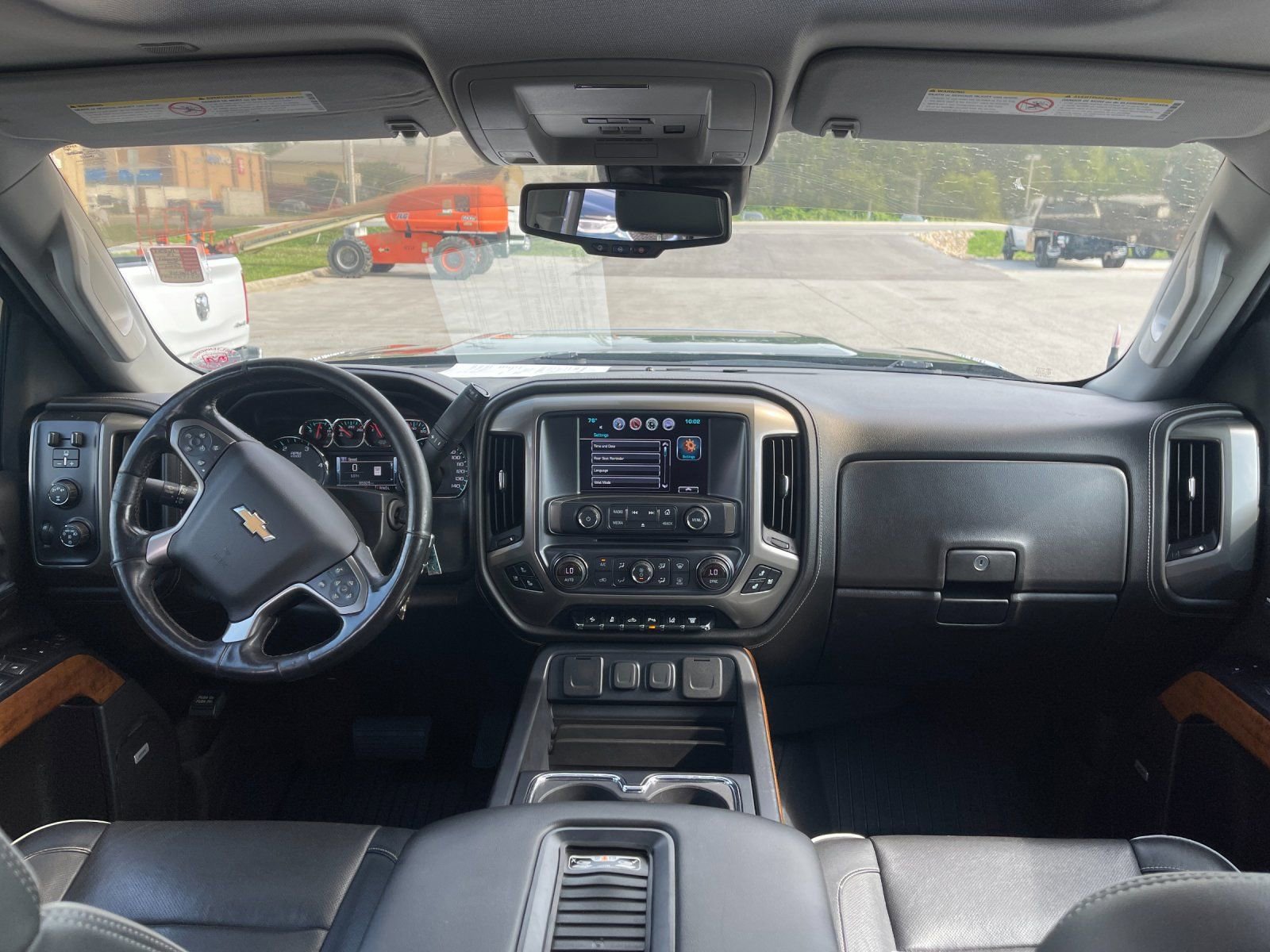 Used 2019 Chevrolet Silverado 3500 High Country w/ Duramax Plus Package AWD/4WD image 15