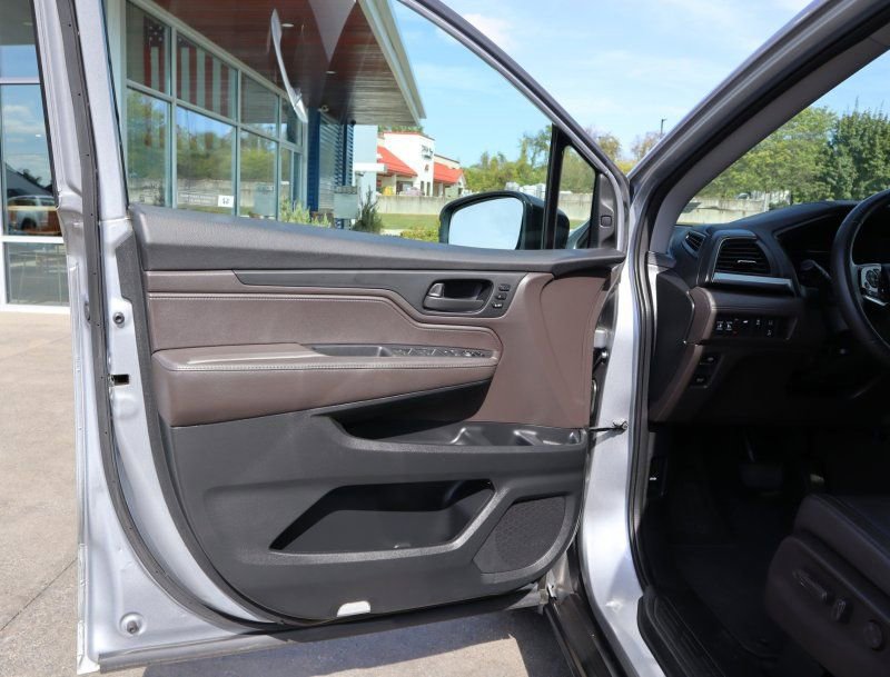 Used 2018 Honda Odyssey EX-L image 16