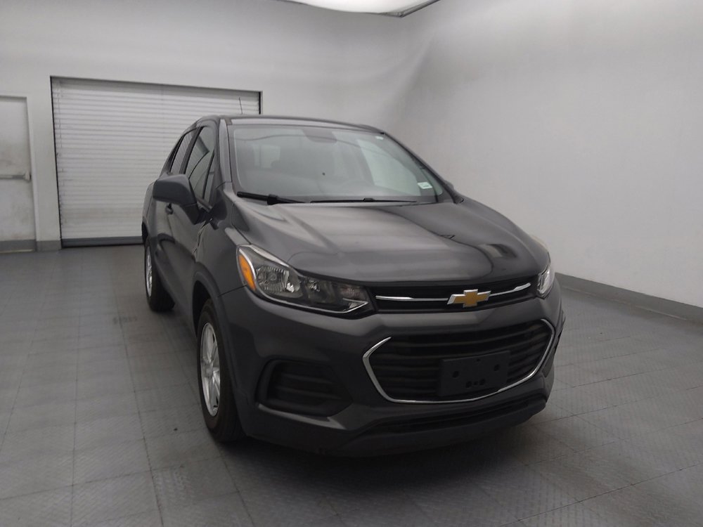 Used 2020 Chevrolet Trax LS w/ Tint and Cruise Package FWD image 14