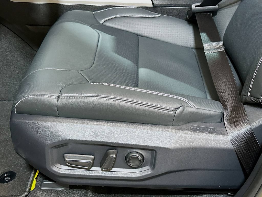 New 2026 Toyota Tundra Limited AWD/4WD image 20