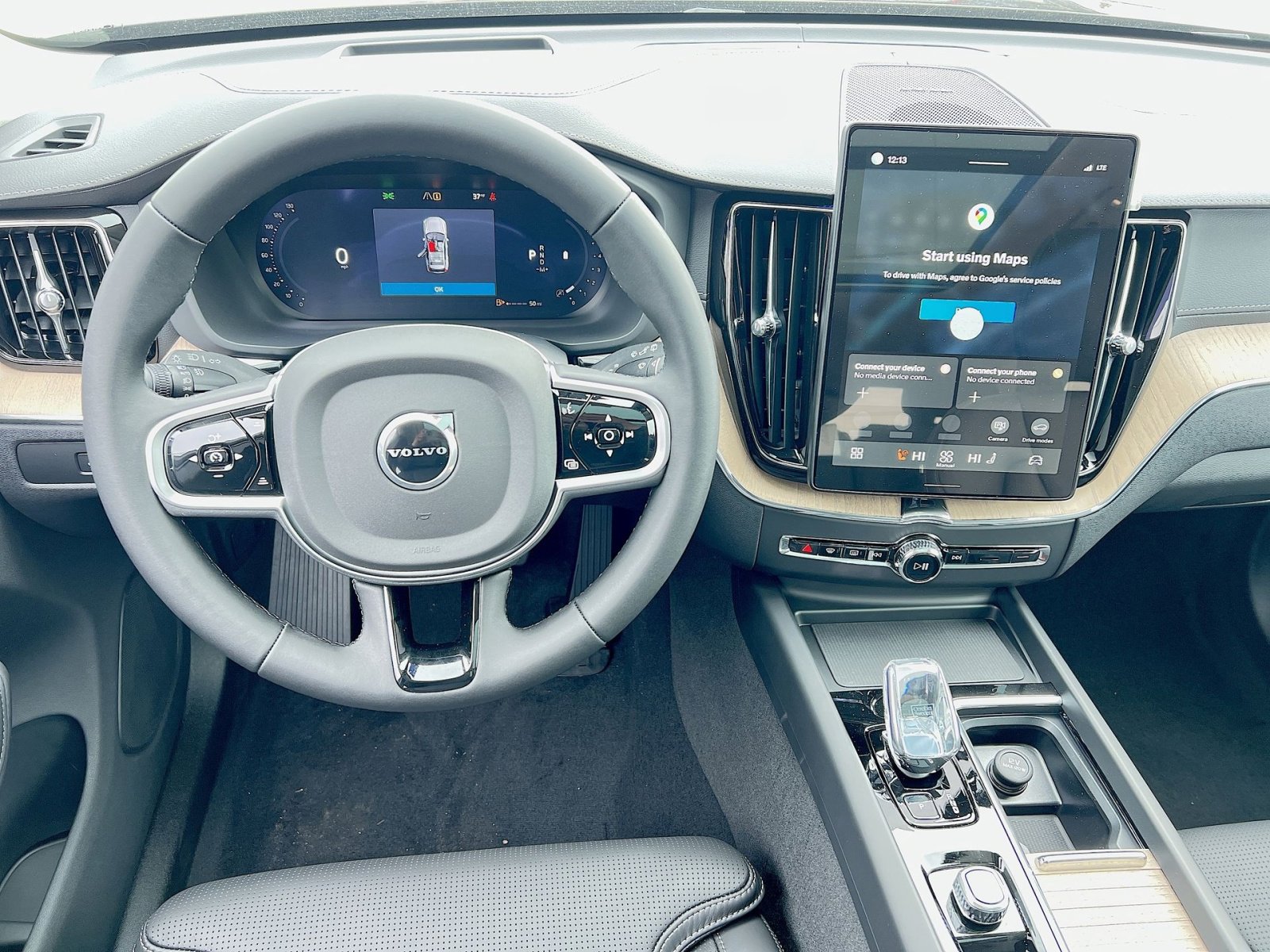 New 2026 Volvo XC60 B5 Ultra w/ Protection Package Premier image 16