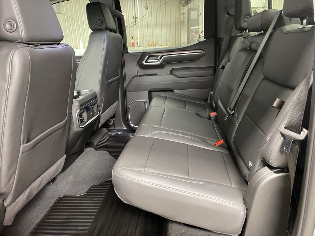New 2026 Chevrolet Silverado 1500 LTZ w/ LTZ Premium Package AWD/4WD image 24
