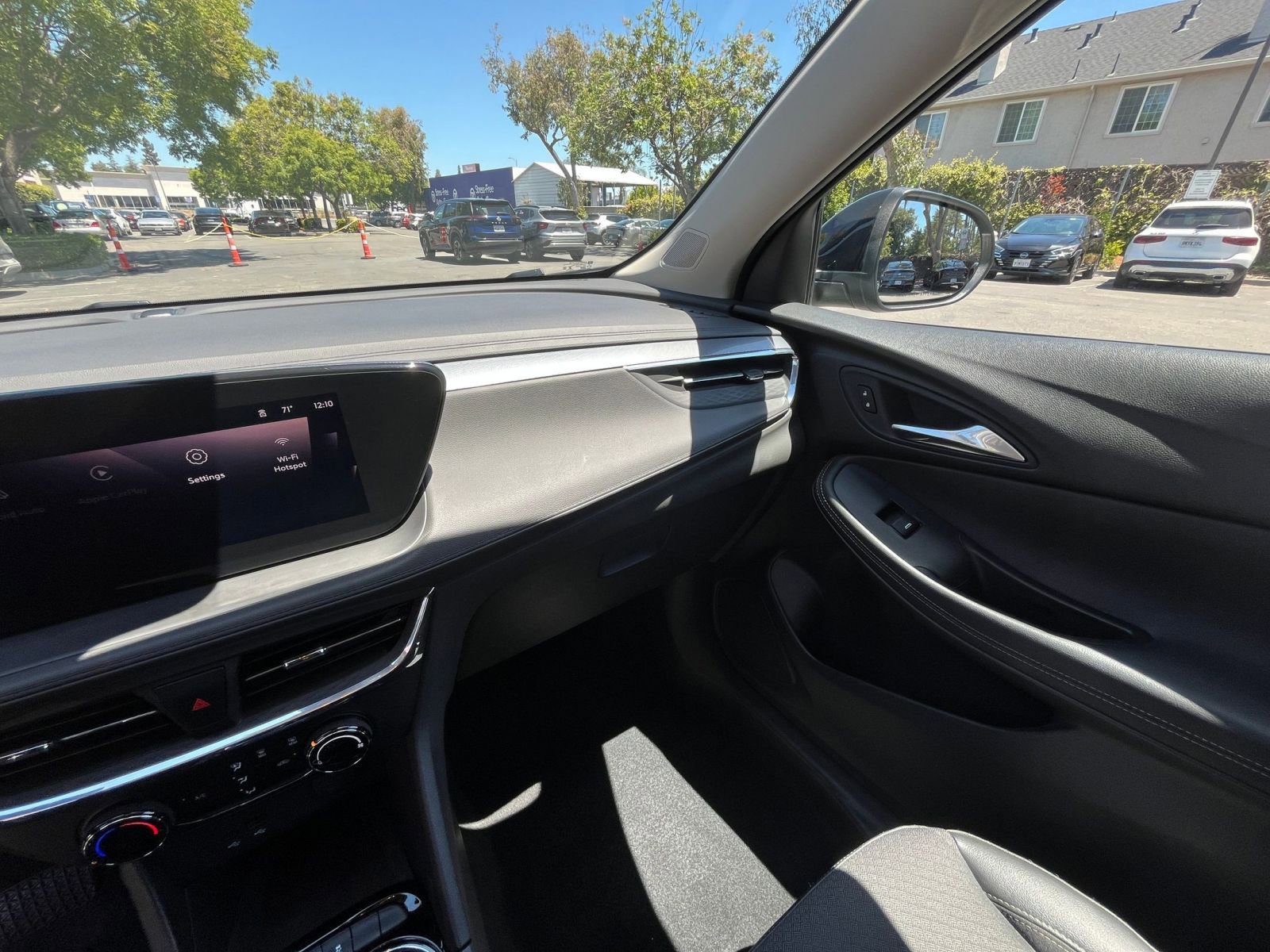 Used 2025 Buick Encore GX Preferred FWD image 34