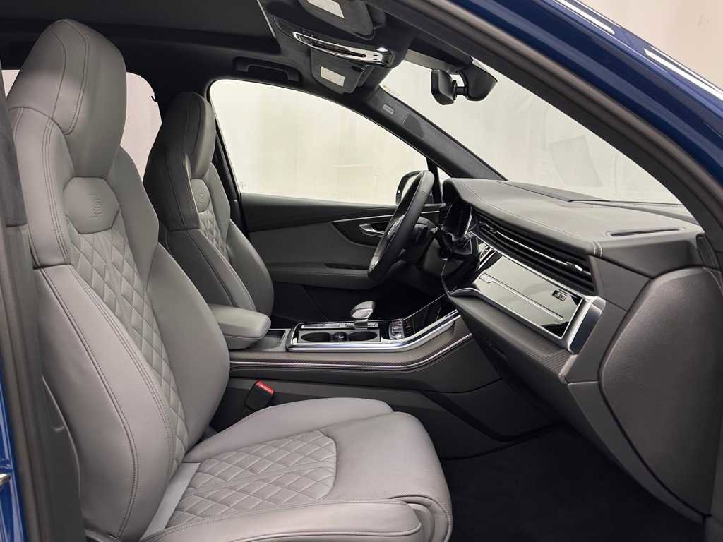 Used 2025 Audi SQ7 Prestige w/ Prestige Package image 19