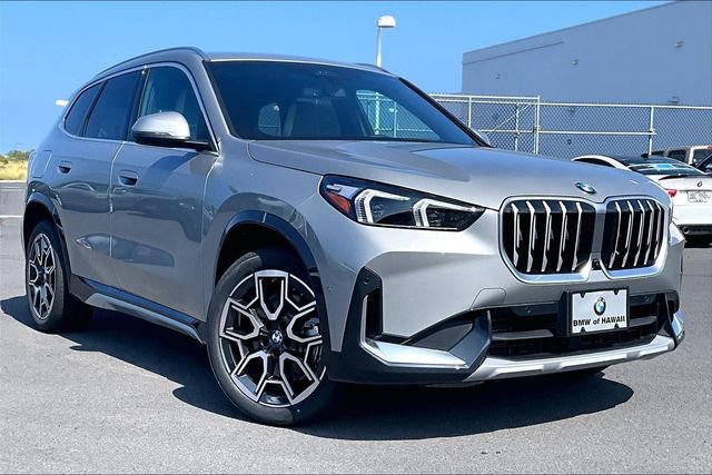 New 2026 BMW X1 xDrive28i w/ Technology Package AWD/4WD image 2