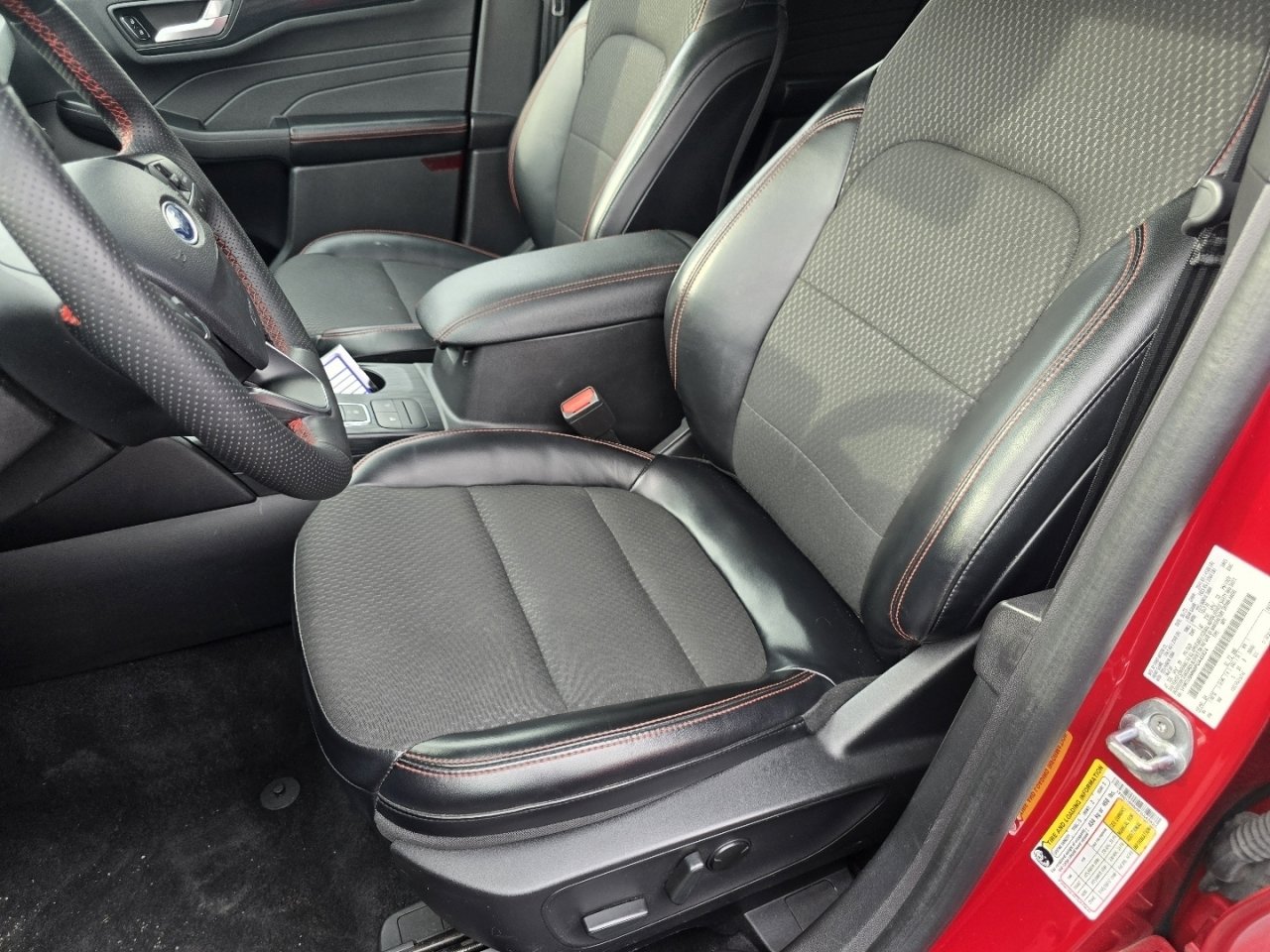 Used 2023 Ford Escape ST-Line image 17