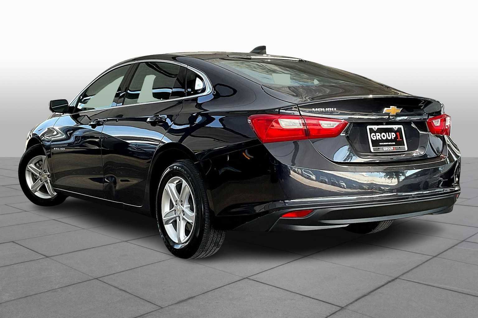Used 2023 Chevrolet Malibu LS image 11