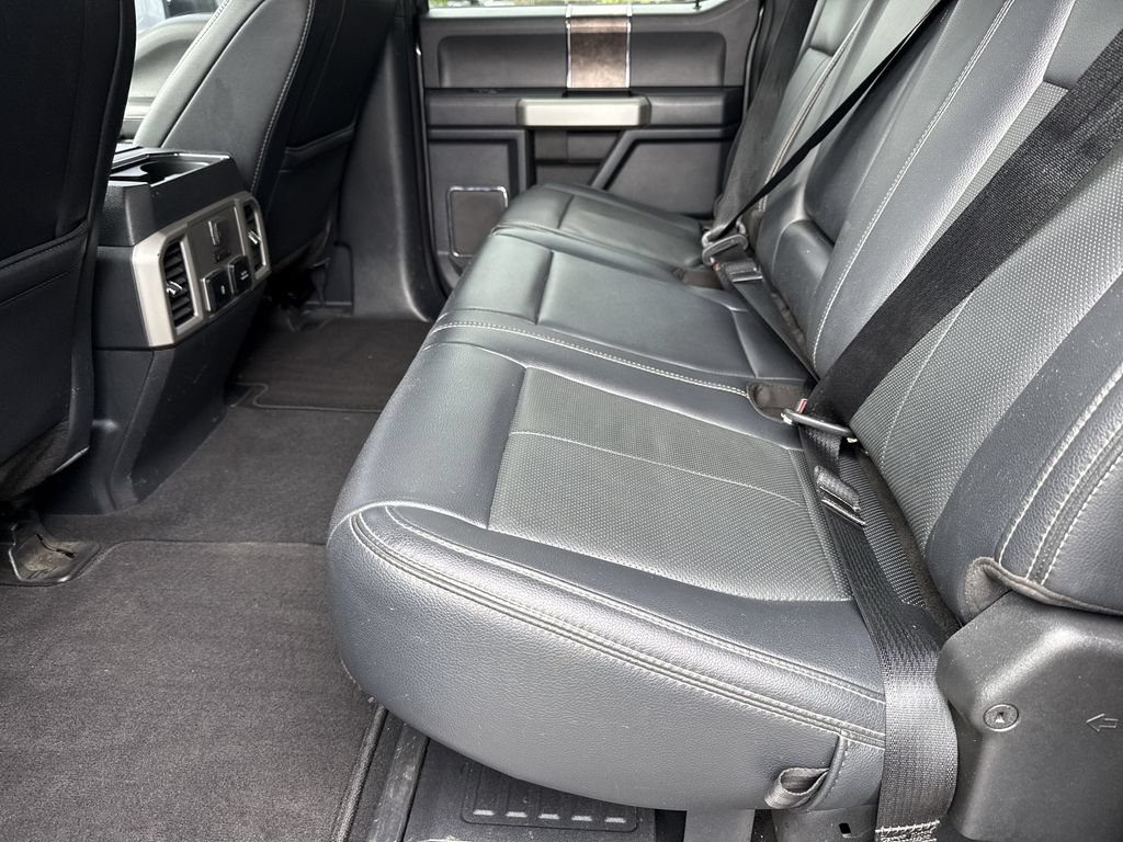 Used 2022 Ford F350 Lariat w/ Black Appearance Package AWD/4WD image 19
