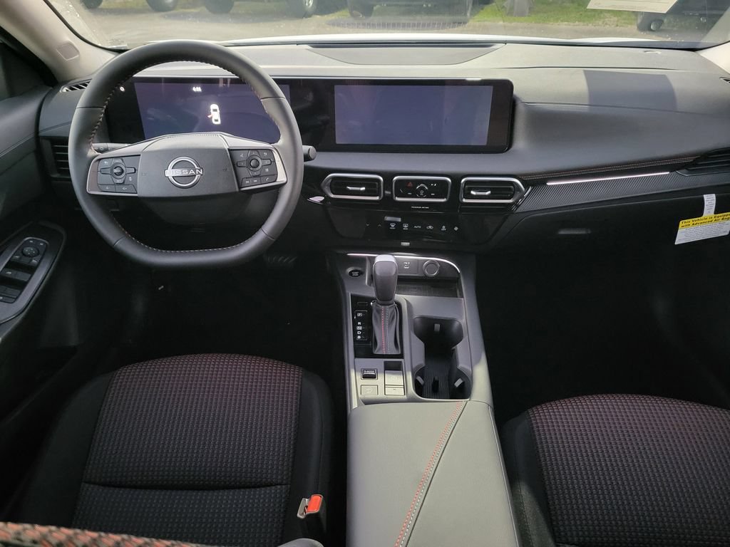 New 2026 Nissan Sentra SR w/ Floor Mat Package FWD image 6