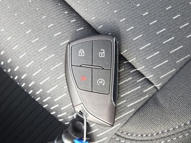 New 2026 Chevrolet Equinox LT w/ LPO, Floor Liner Package image 36