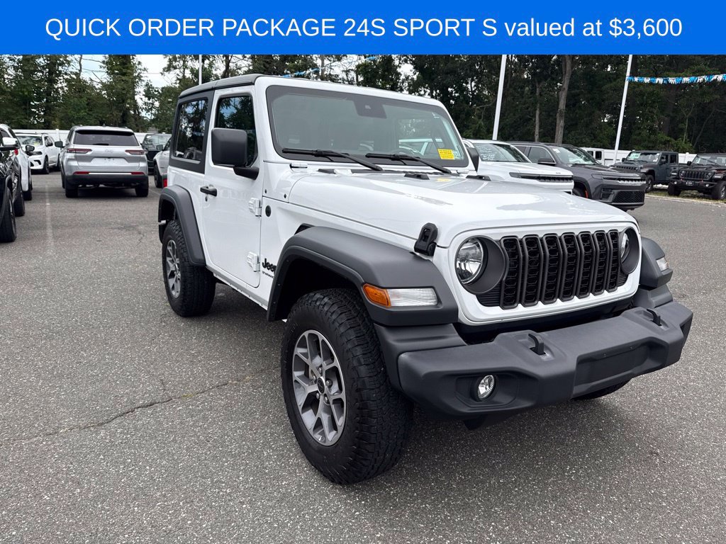 Used 2024 Jeep Wrangler Sport AWD/4WD image 2