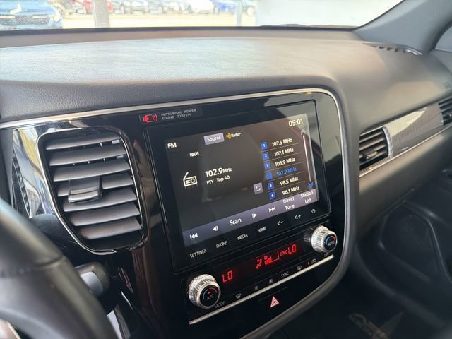 Used 2020 Mitsubishi Outlander GT AWD/4WD image 25