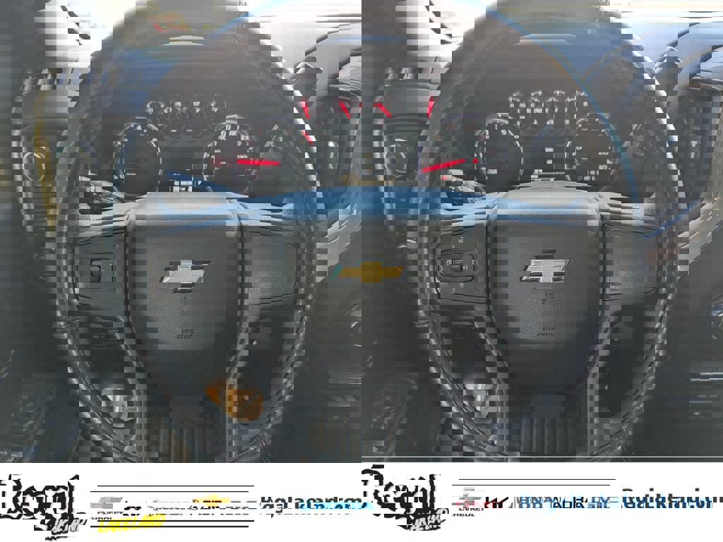 Used 2021 Chevrolet Silverado 2500 W/T w/ WT Convenience Package image 11