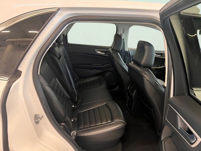 Used 2024 Ford Edge SEL image 8