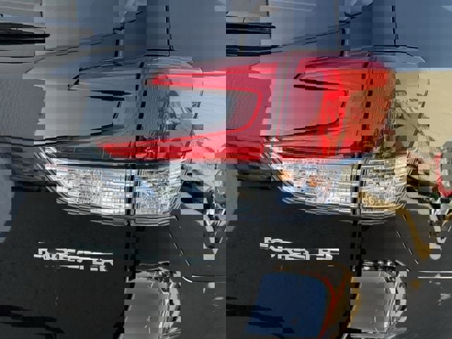 Used 2023 Subaru Forester Limited image 7