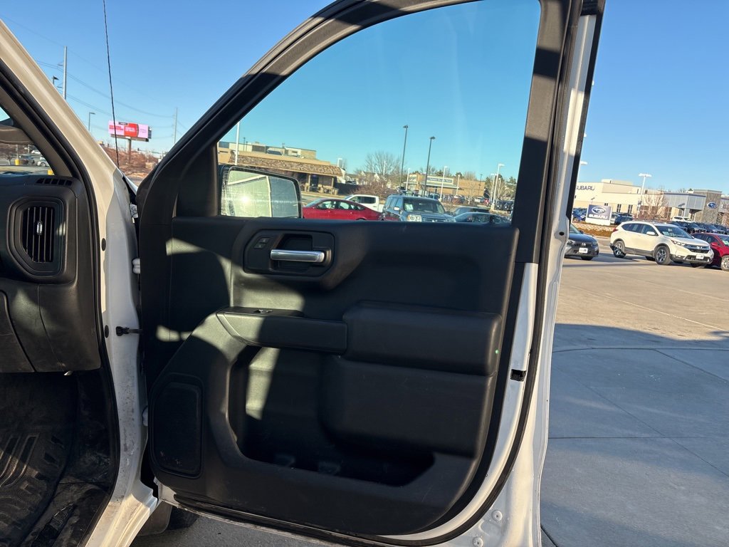 Used 2019 Chevrolet Silverado 1500 W/T w/ Trailering Package image 22