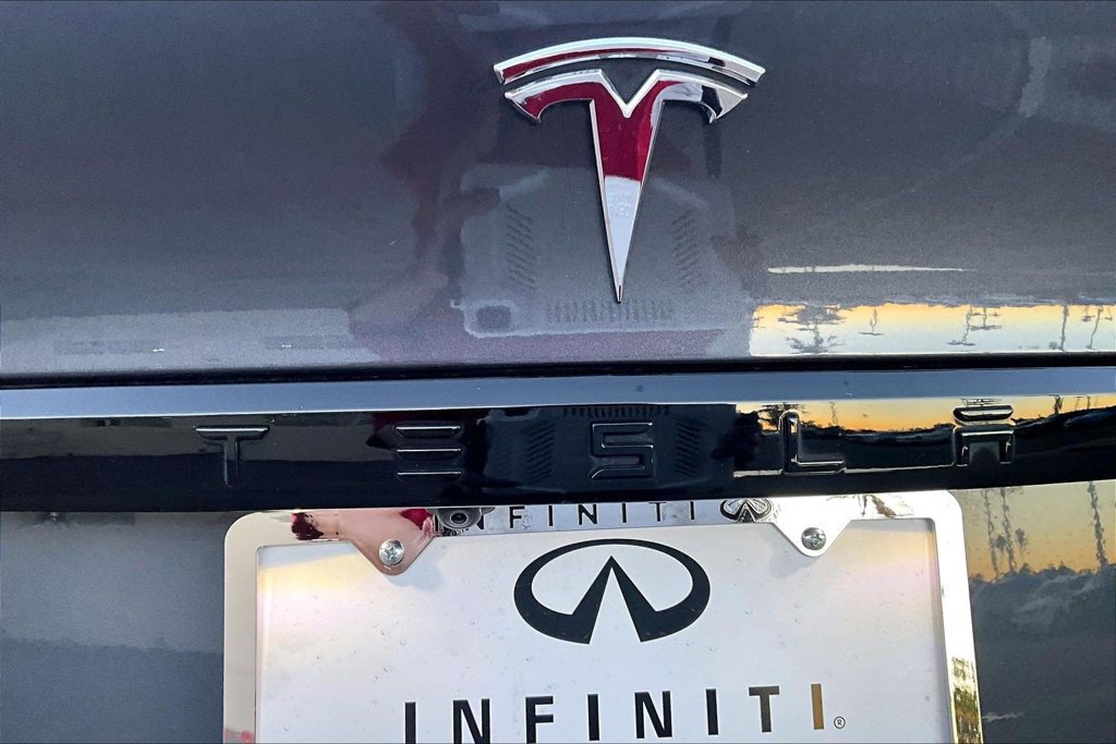 Used 2023 Tesla Model X AWD/4WD image 8