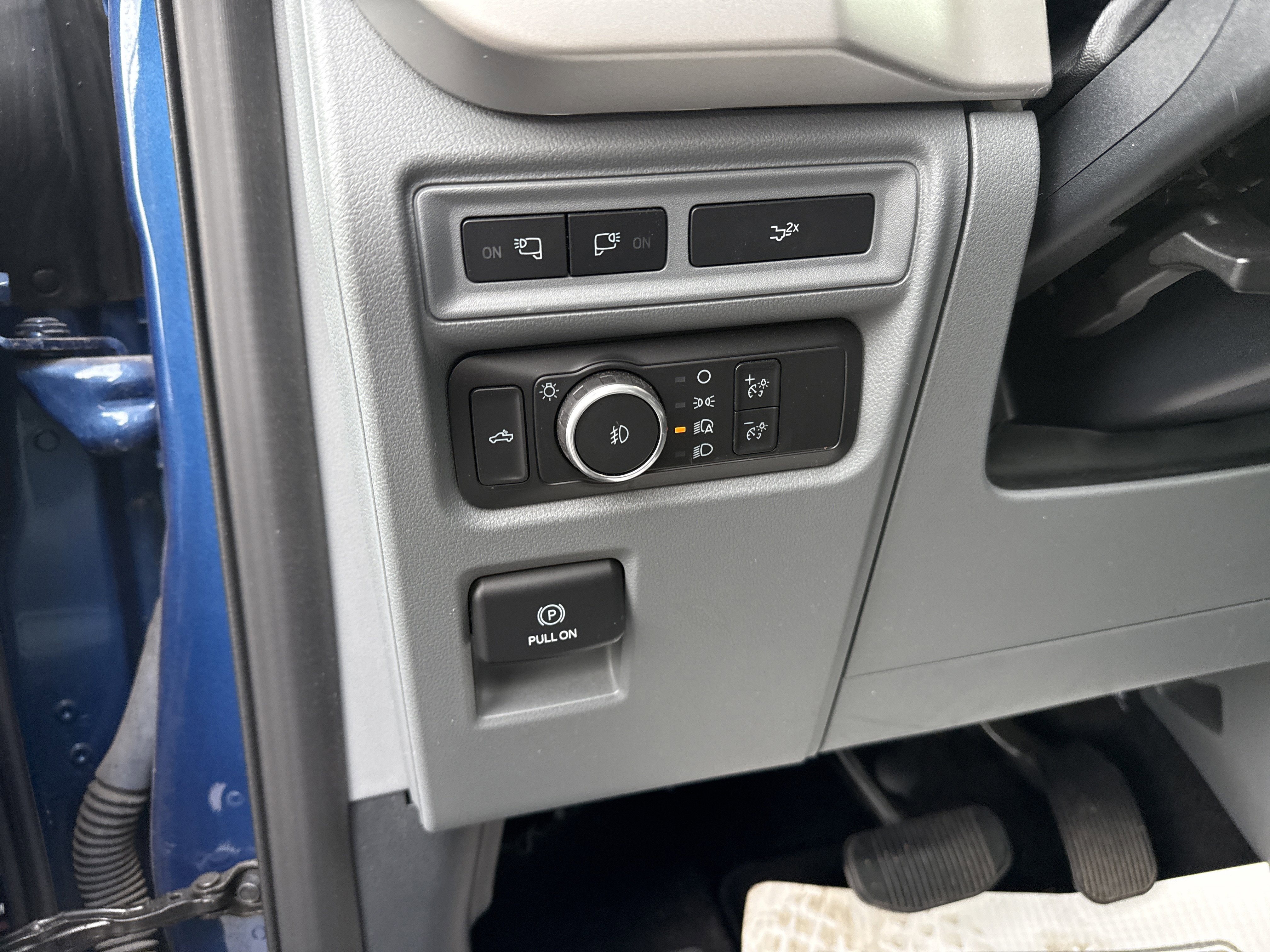 Used 2022 Ford F150 XLT w/ Equipment Group 302A High image 22