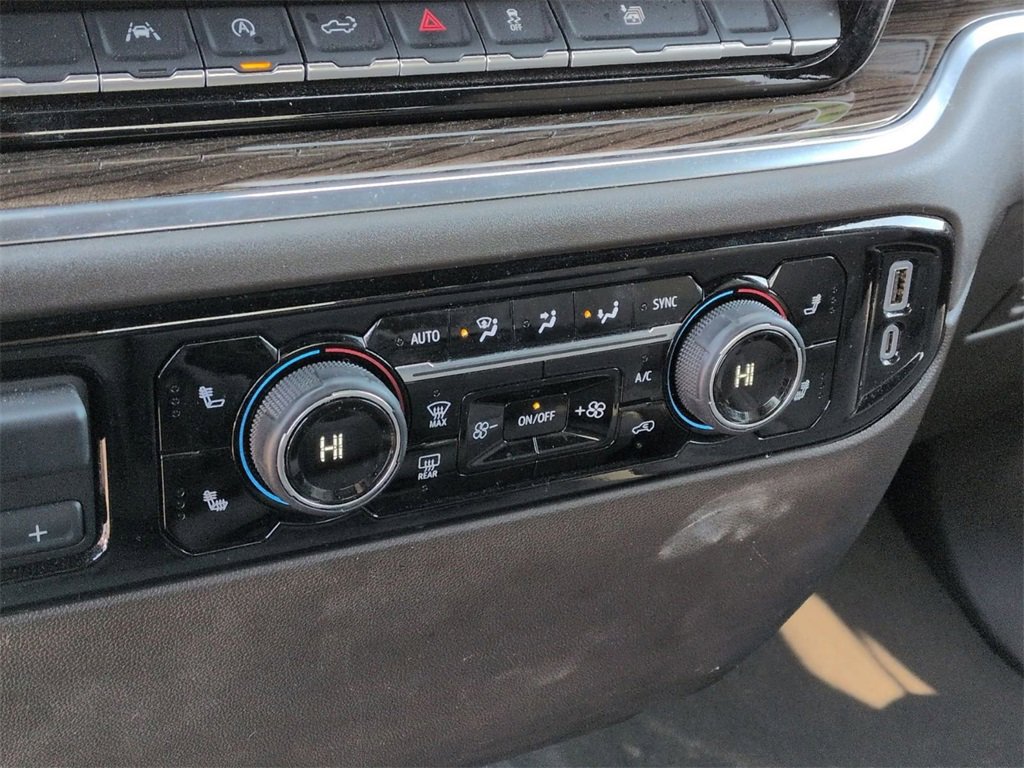 Used 2025 Chevrolet Silverado 1500 LT image 21