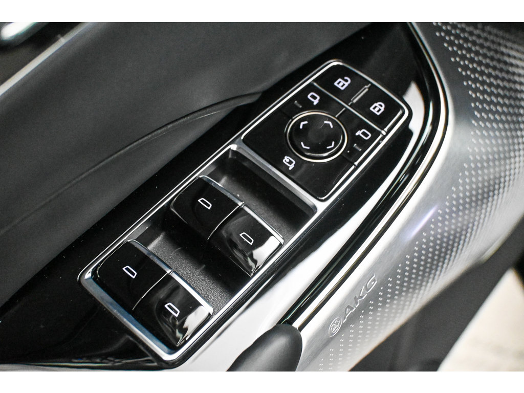 New 2026 Cadillac Lyriq V AWD/4WD image 18