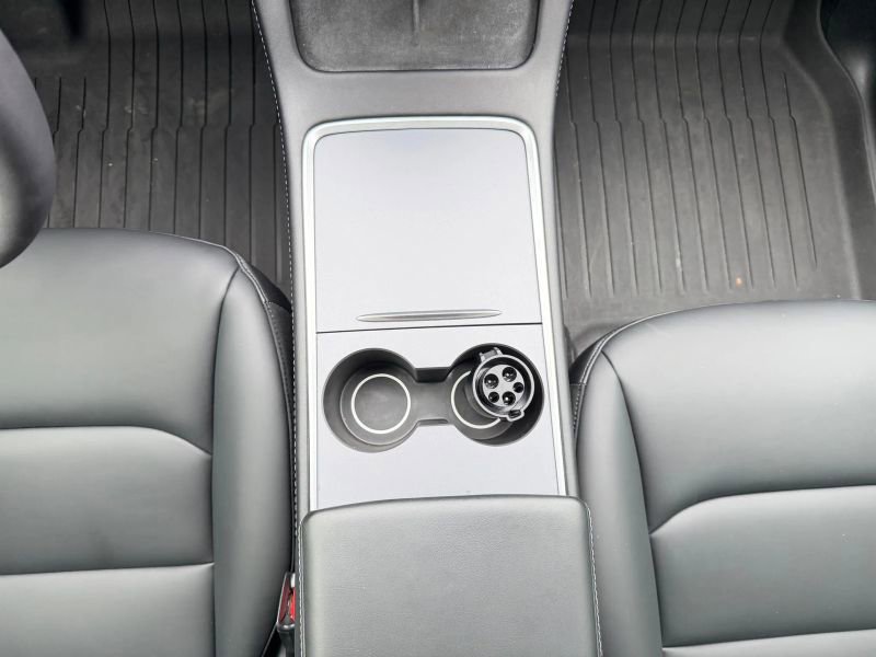 Used 2024 Tesla Model Y Long Range image 21