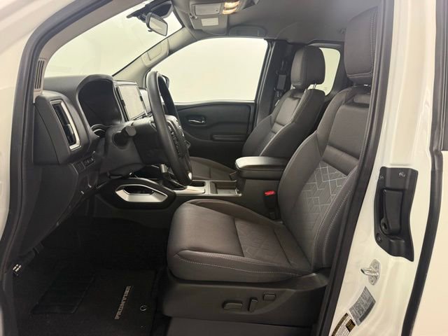 Used 2025 Nissan Frontier SV image 26