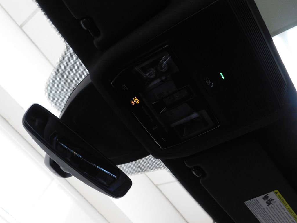 Used 2025 Volkswagen Golf R Black Edition image 69