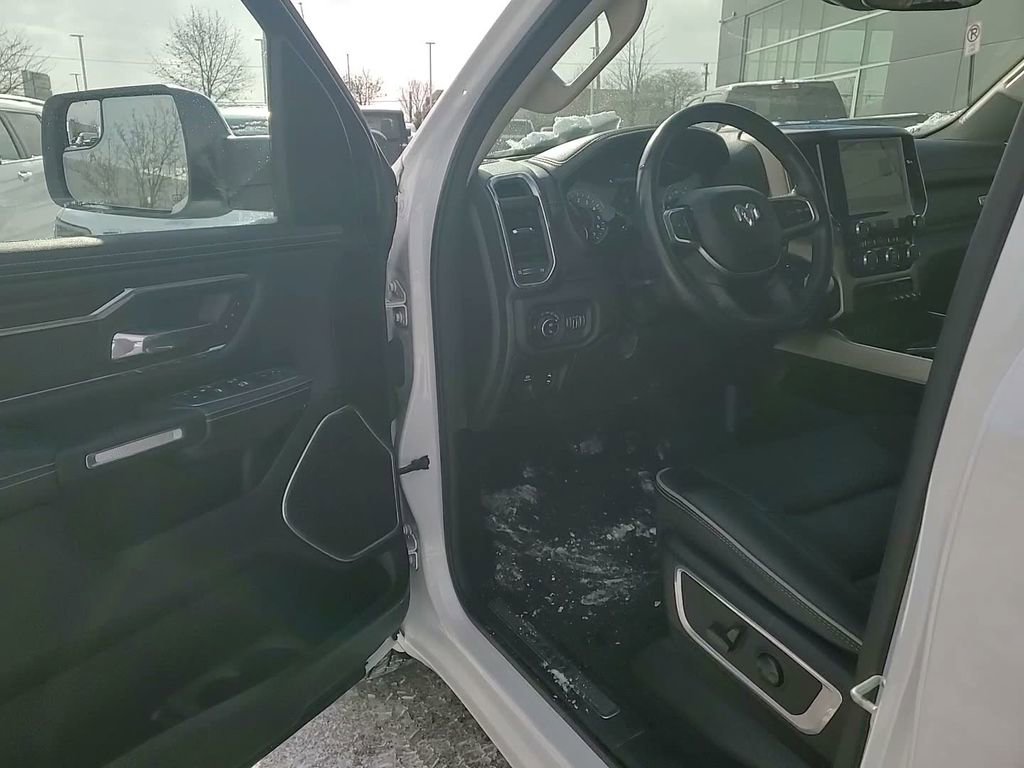 Used 2022 RAM 1500 Laramie image 23
