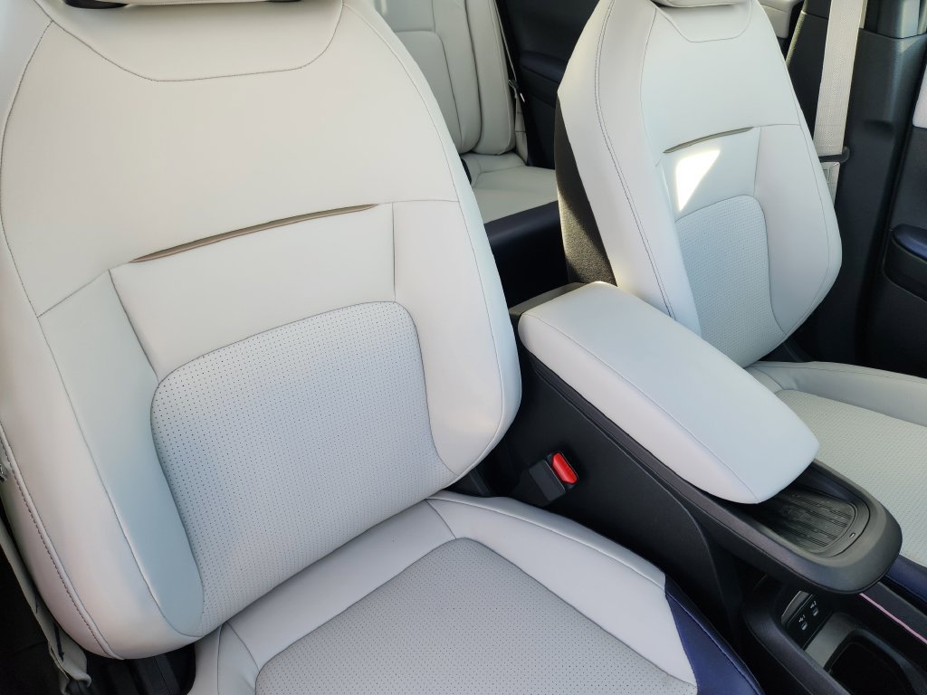 New 2026 Nissan Leaf SV+ w/ Floor Mat Package (SV+) FWD image 13