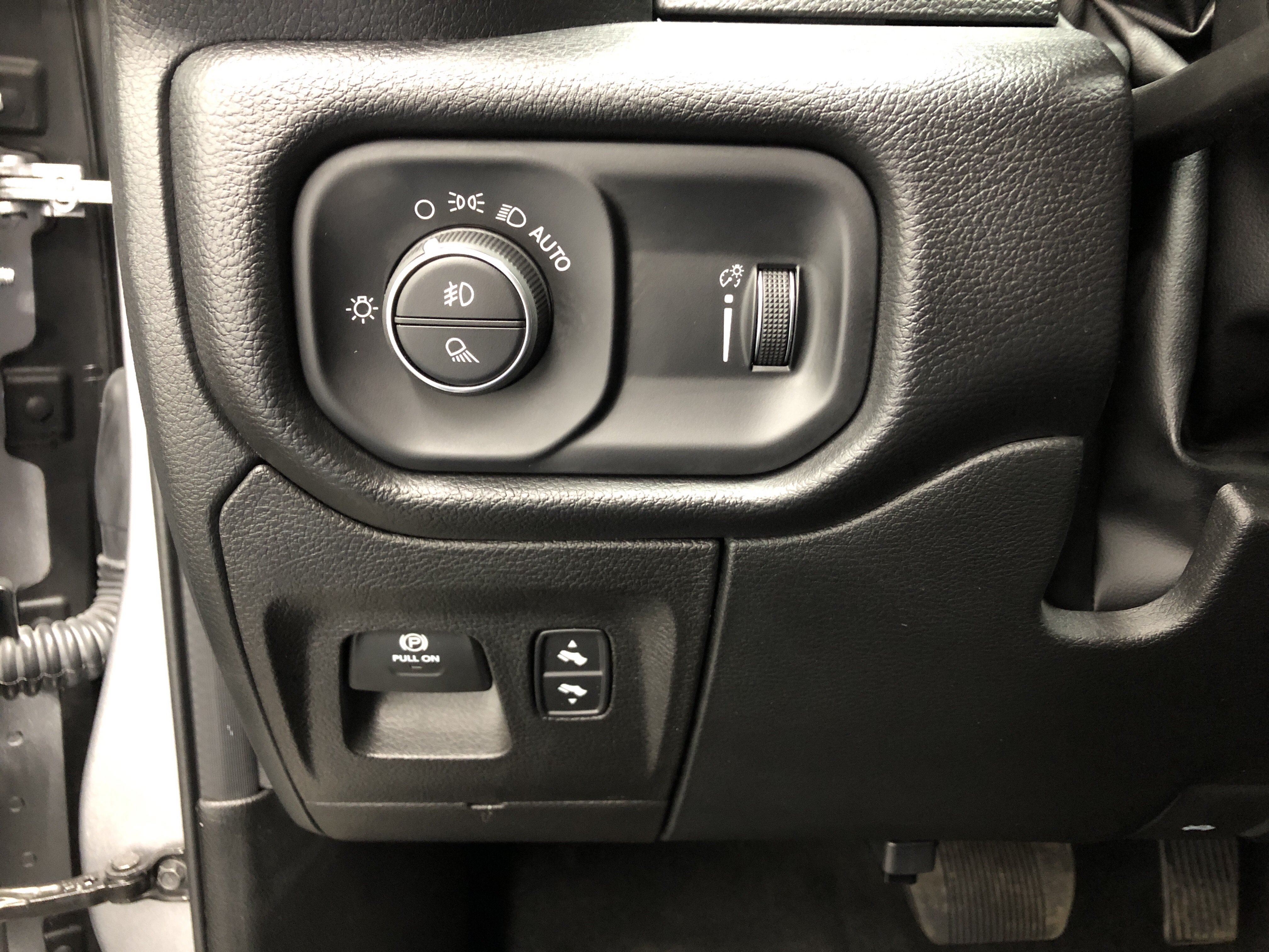 Certified 2022 RAM 1500 Big Horn AWD/4WD image 18
