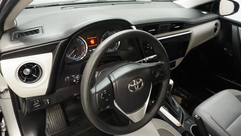 Used 2019 Toyota Corolla LE FWD image 11