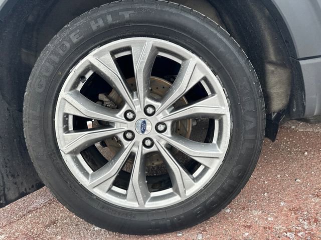 Used 2022 Ford Explorer XLT w/ Equipment Group 202A image 31